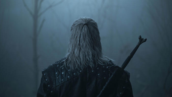 the witcher season 4 teaser proves that liam hemsworth sure looks like geralt