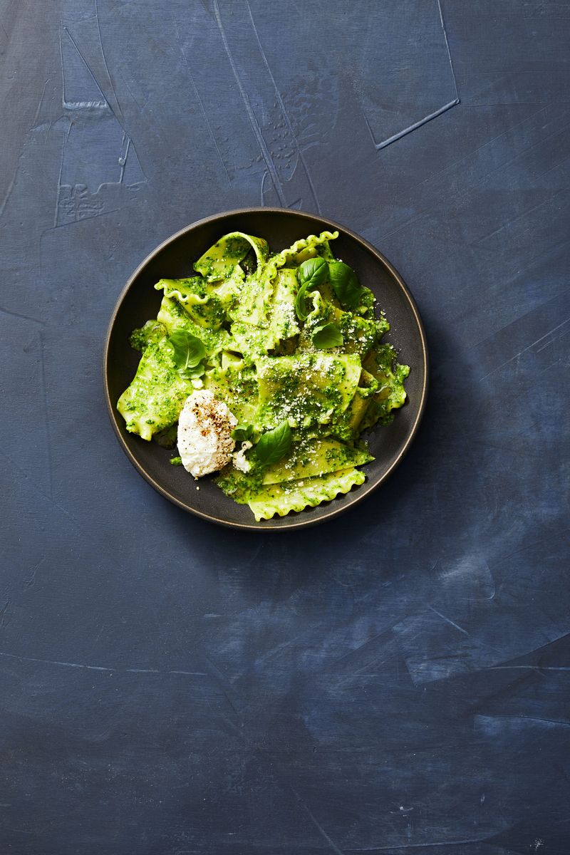 49) Kale Pesto Pasta