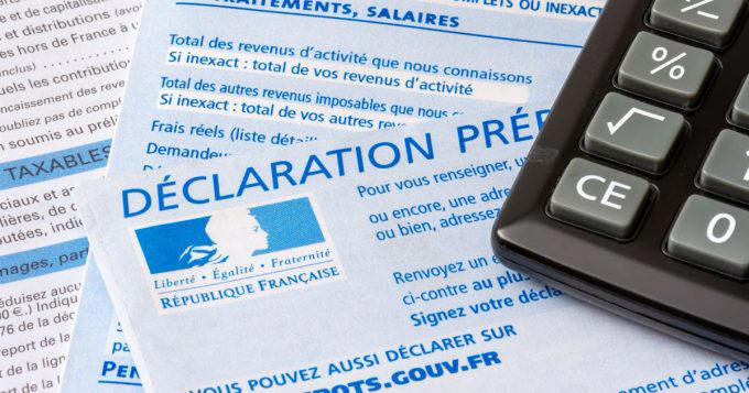 impôts 2024 : cette case que les français oublient systématiquement de cocher pour faire des économies