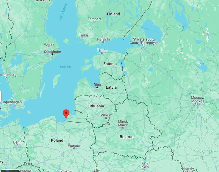 confini russia lituania e finlandia, proposta modifica: cosa succede? l'attacco ibrido, l'annuncio di mosca e il decreto cancellato