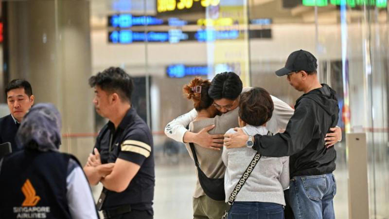 « j’ai passé les deux heures les plus longues de ma vie » : les passagers du vol londres-singapour témoignent