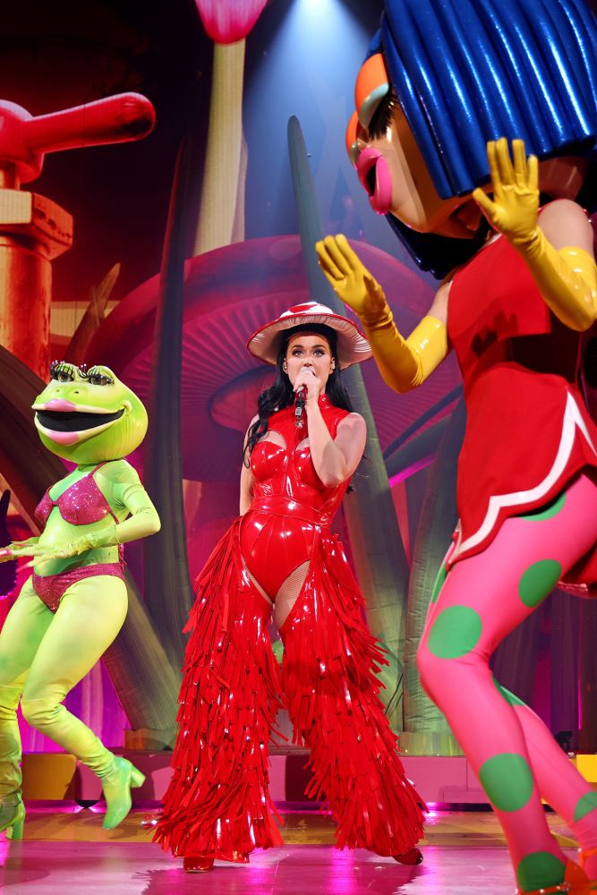 <p>Katy Perry performing onstage during “Katy Perry: Play” at Resorts World Las Vegas on Dec. 29, 2021, in Las Vegas.</p>