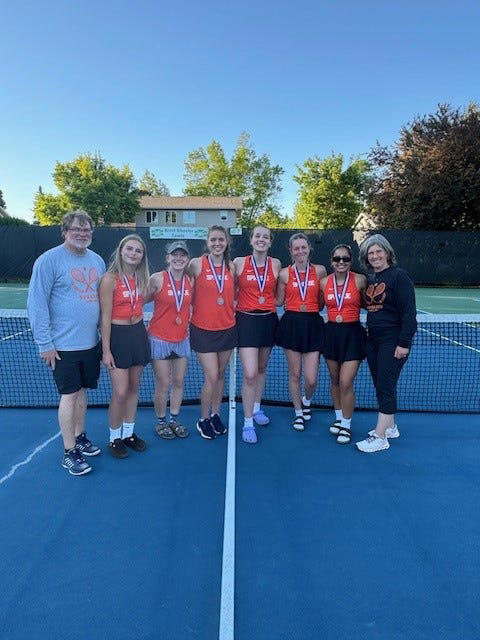 Sprague girls tennis places fourth at OSAA 6A state tournament