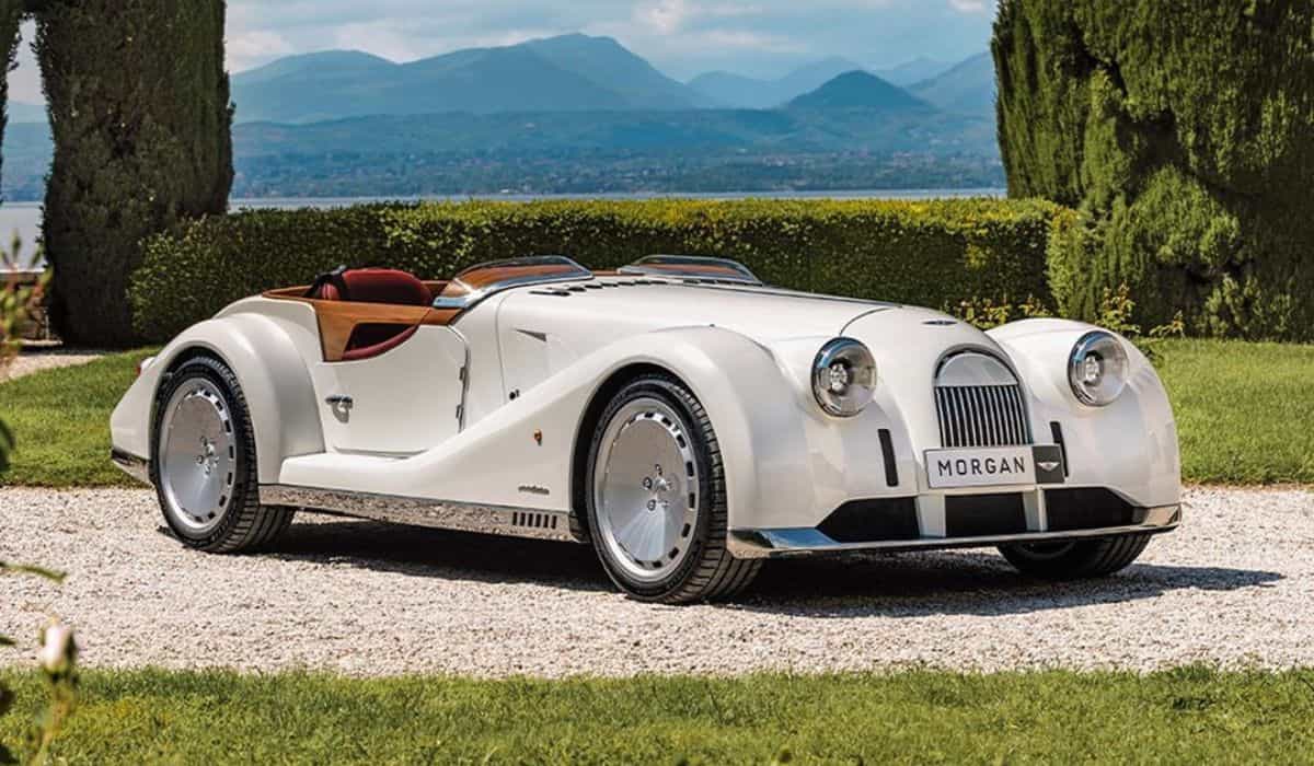 Video Pininfarina And Morgan Join Forces To Create Special Model With Retro Design