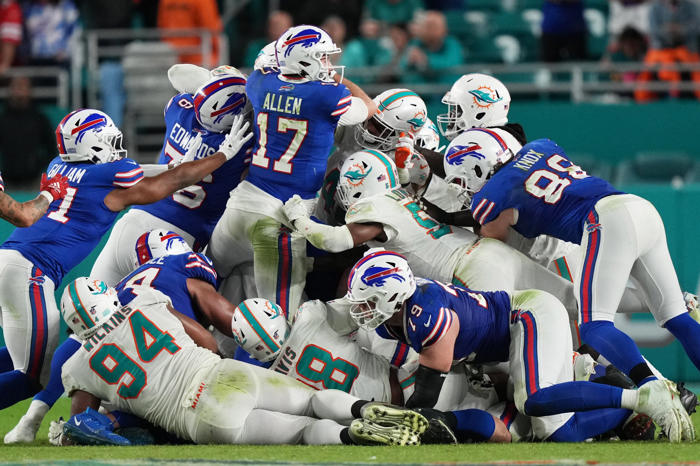 pfn predicts afc east winner: can bills hold off dolphins and jets?