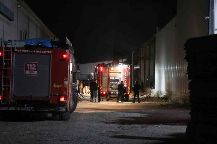 10 ay önce buhar kazanı patlamış, 3 işçi ölümden dönmüştü: o fabrikada korkutan yangın
