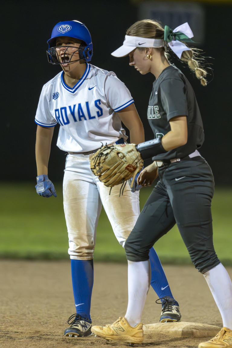 IHSAA softball sectionals Central Indiana scores, schedule, updated