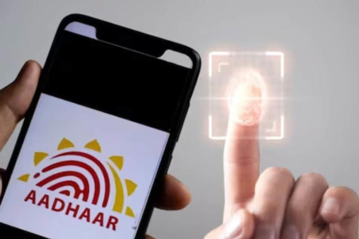 does aadhaar card become invalid if not updated for 10 years? uidai answers