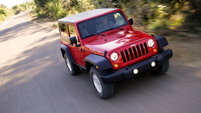jeep death wobble: what it is and why it's still a problem