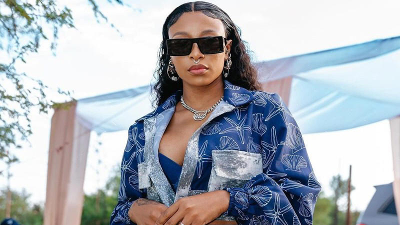 dj zinhle apologises for calling sa youth ‘unemployable’ but netizens are not feeling it