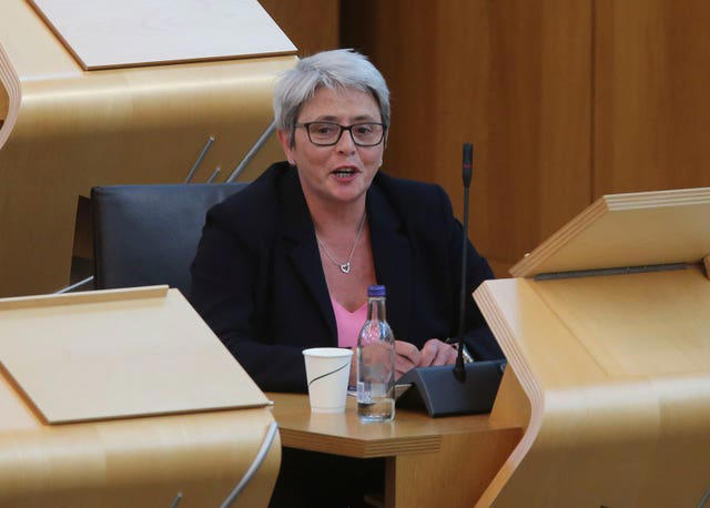 matheson refuses to quit as swinney condemns ‘prejudiced’ ipad charges probe