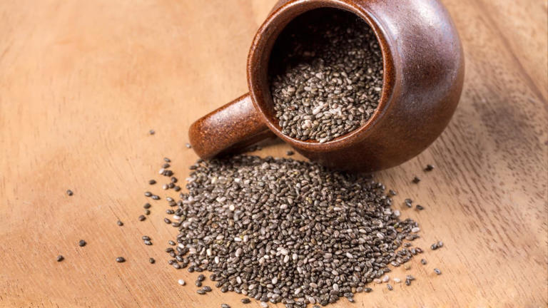 7 benefits of eating chia seeds on empty stomach