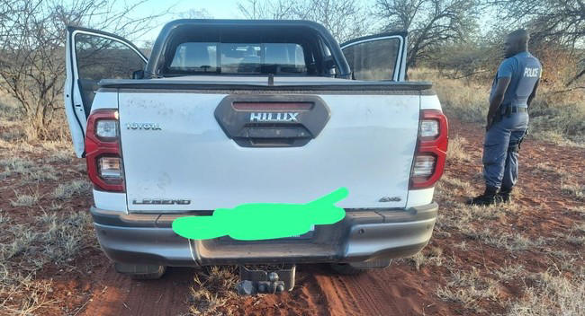 PICS: Hijacked municipal Toyota Hilux bakkie recovered near Limpopo River