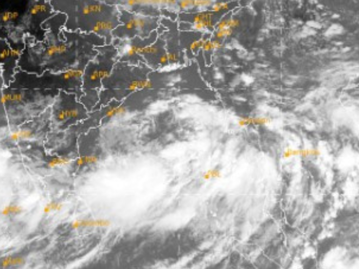 severe cyclone warning for bengal, odisha