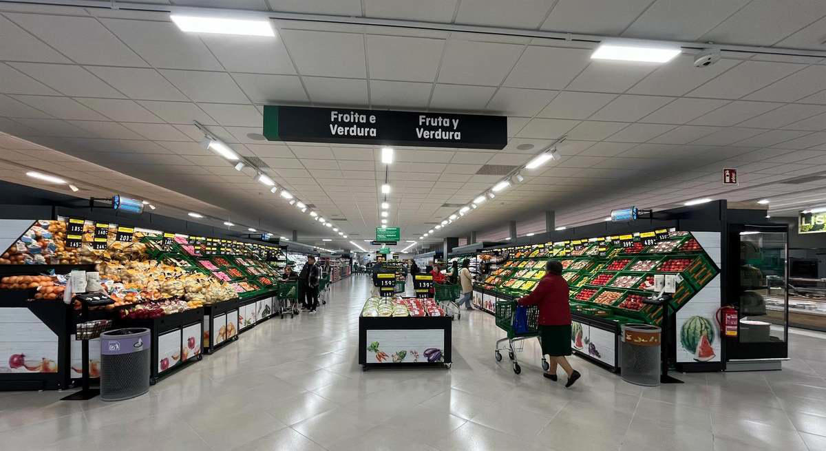 mercadona invierte cuatro millones en la apertura de un nuevo supermercado en narón (a coruña)