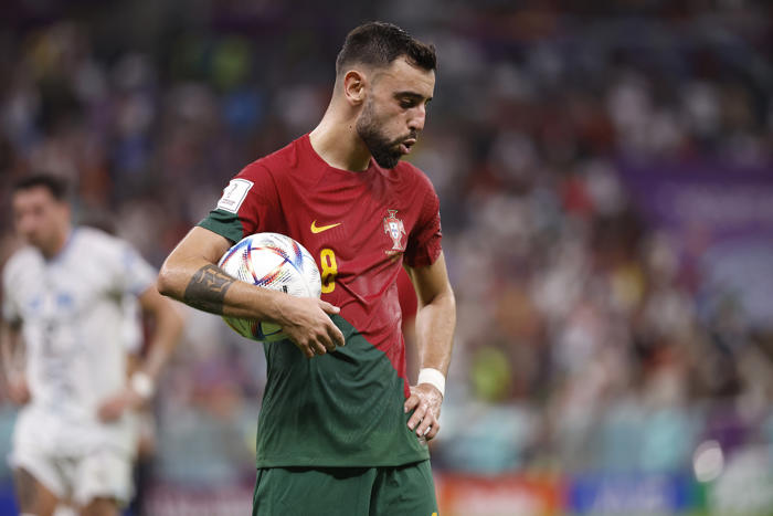bruno fernandes wins sir matt busby player of the year award for third time