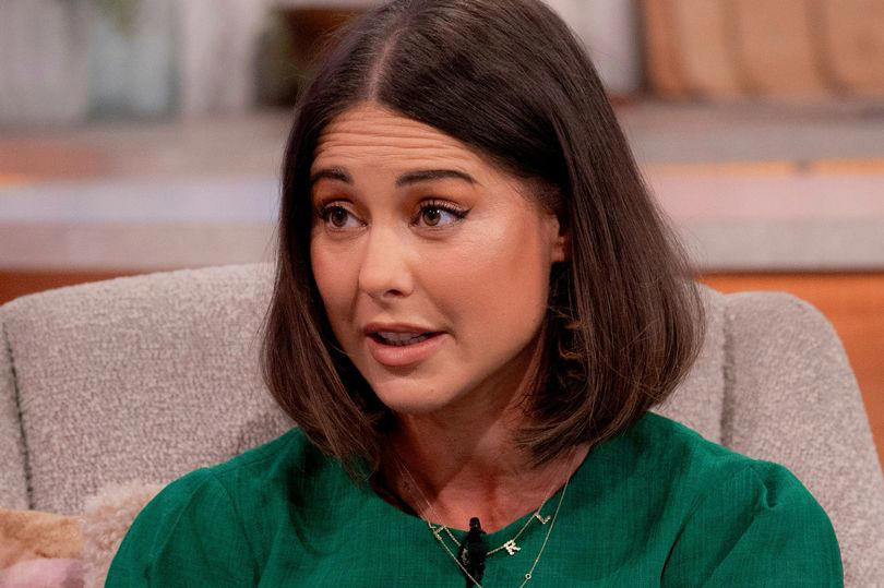 louise thompson's three words to partner during harrowing birth before 'blacking out'