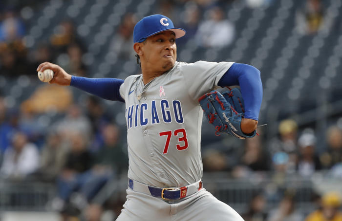 key cubs reliever shut down at least another two weeks