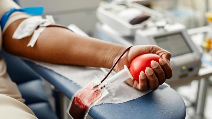 veripalvelu etsii harvinaisen veriryhmän omaavia - vain murto-osa väestöstä luovuttaa