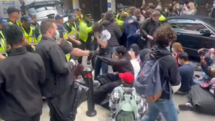 pro-palestinian protesters arrested as police disrupt demo at oxford university