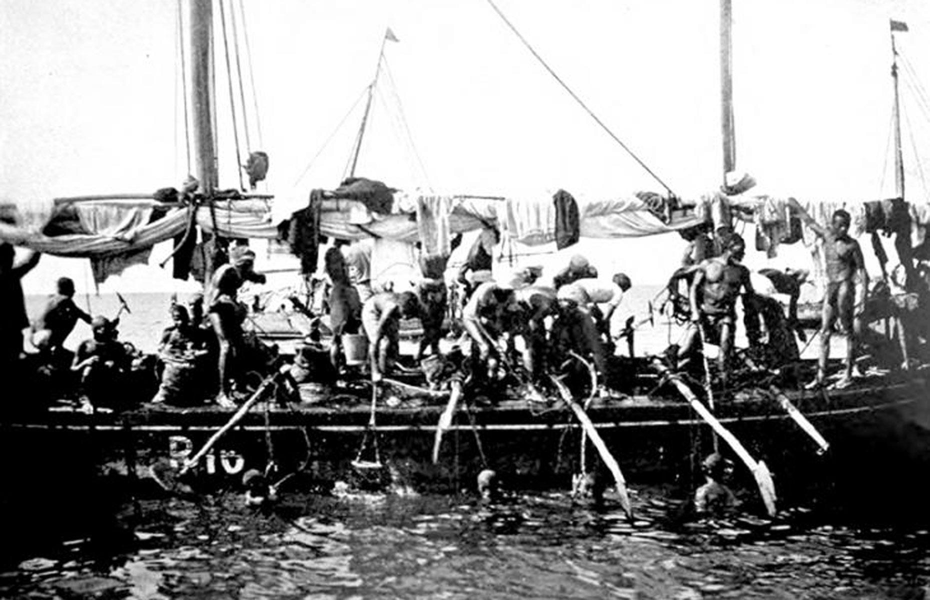 <p>Like Saudi Arabia, Qatar was an impoverished country during the early part of the 20th century. The Gulf state, which became a British protectorate in 1916, was reliant on fishing and pearl diving (pictured), and most Qataris had to work long and hard to make a decent living.</p>  <p>Oil was discovered in 1940, but World War II put a halt to further exploration, and it wasn't until 1949 that Qatar began producing the black stuff in earnest. Flush with oil money, the Middle Eastern country modernised at breakneck speed during the 1950s and 1960s. </p>
