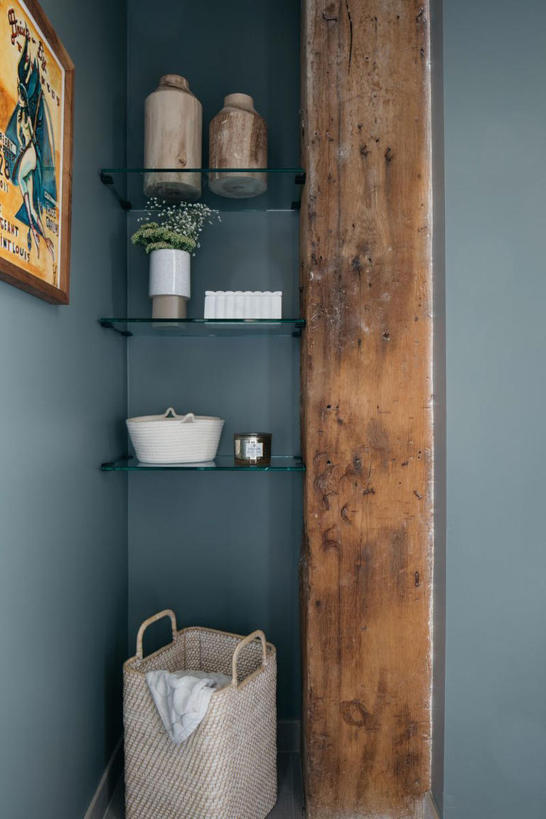 25 Small Bathroom Shelving Ideas to Maximize Storage