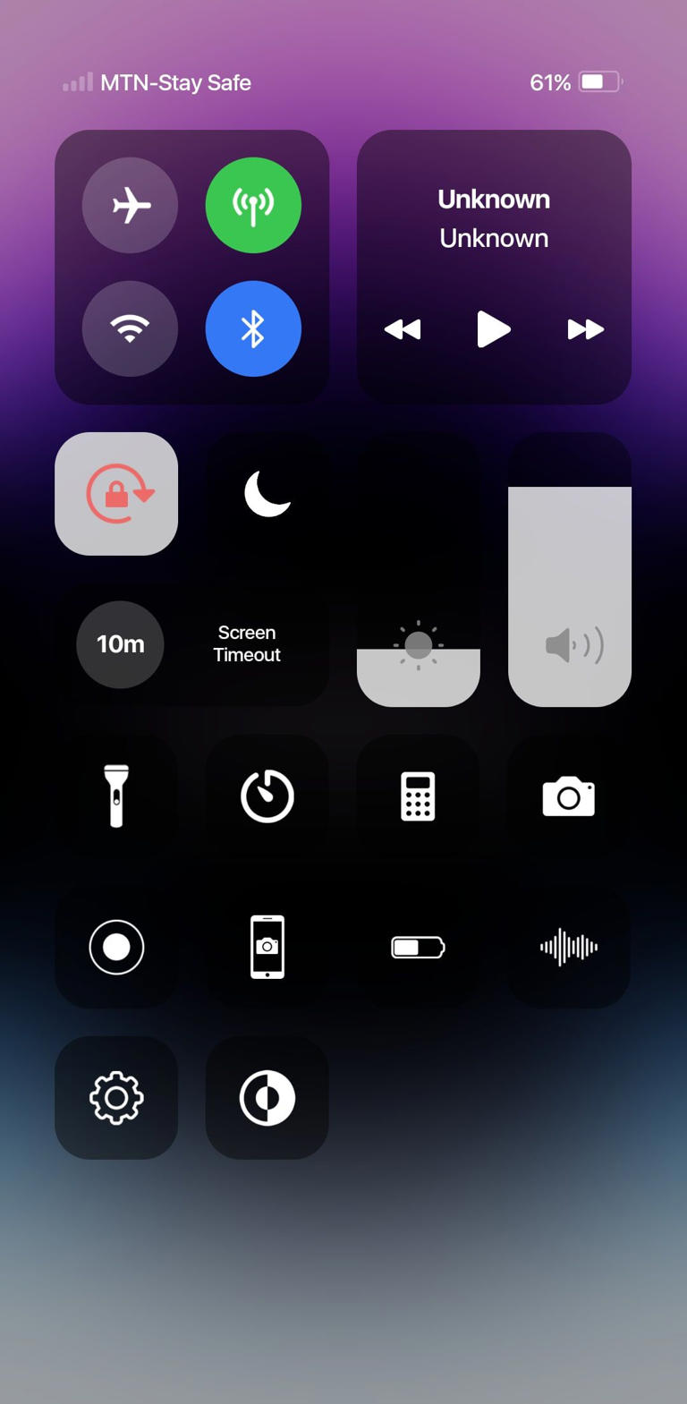 A screenshot of the iOS 16 Control Center on Android.