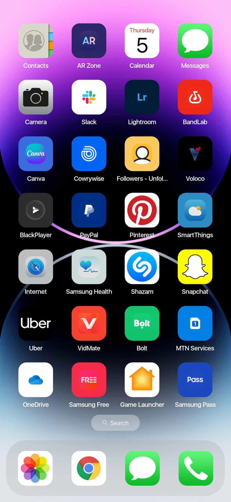 A screenshot of an iOS 16 launcher home screen on Android.