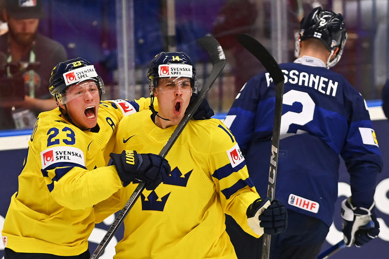 hokejisté švédska udolali ve čtvrtfinále ms finy a čeká je souboj s českem