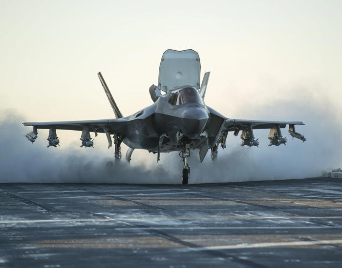 microsoft, f-35s are going to be a 'game-changer' for us navy amphibious assault ship and former 'harrier carrier' uss bataan, senior officer says