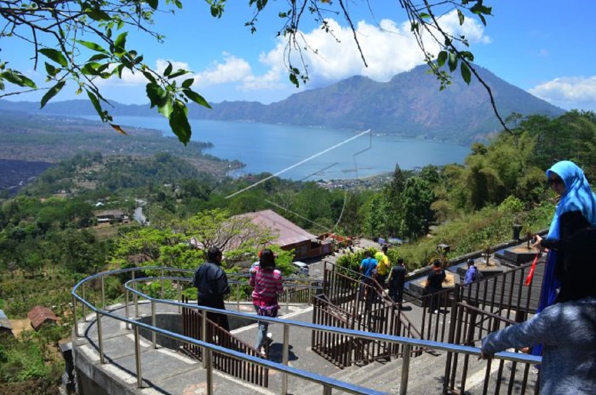 Investor Korea Tertarik Bangun Kapal Pesiar di Danau Batur Bali