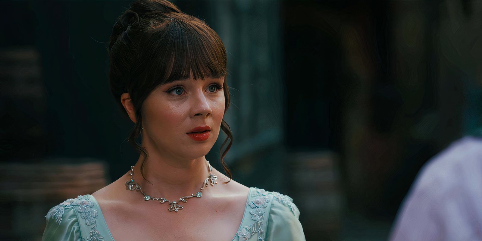 Claudia Jessie as Eloise Bridgerton in Bridgerton season 2, episode 6