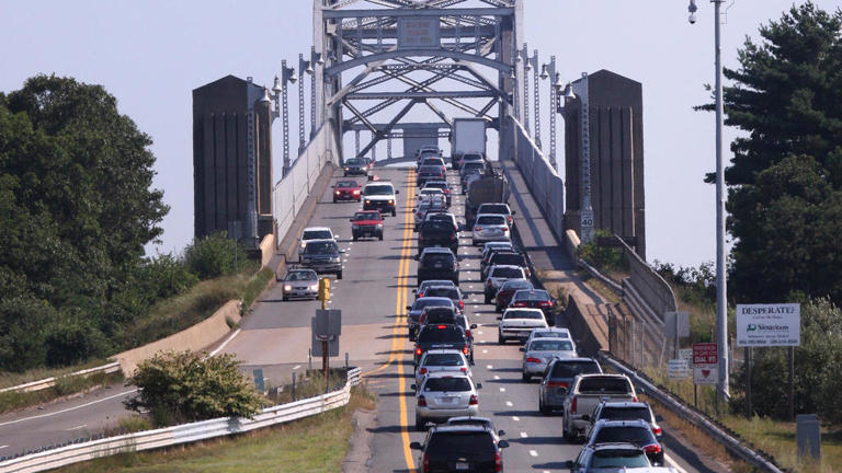 Here are the best, worst times for Memorial Day traffic to Cape Cod, Boston and beyond