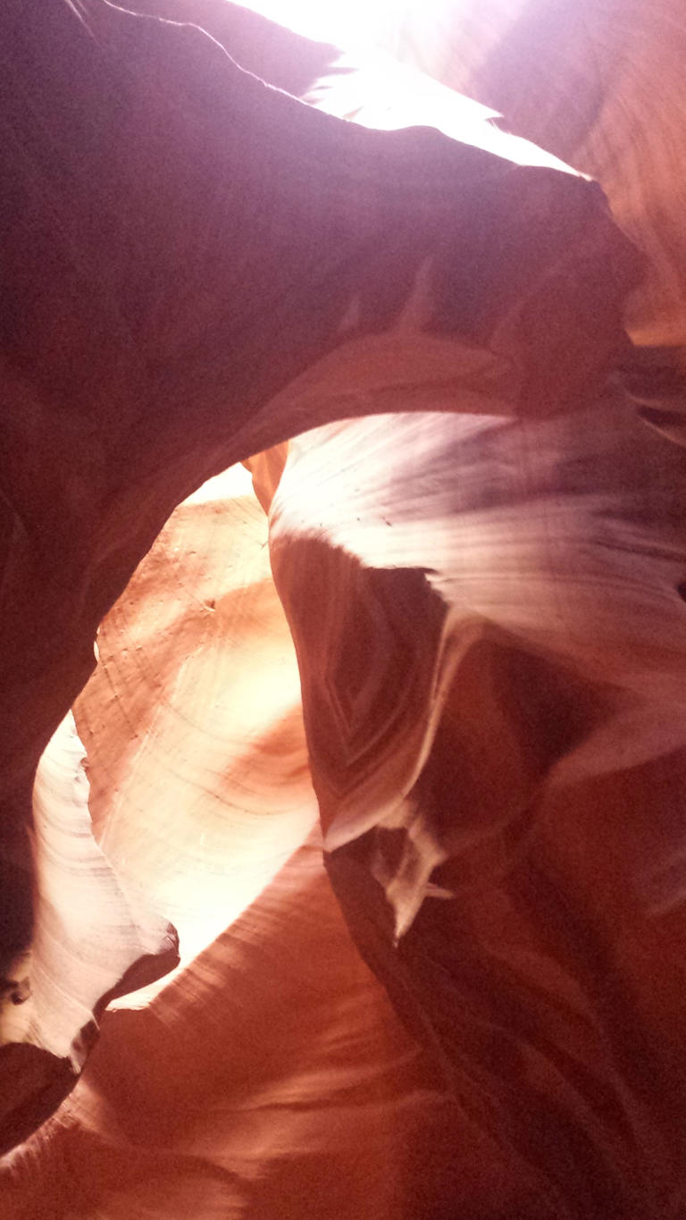 I’m sure you have seen the fantastic photos of Antelope Canyon and thought, “Wow, I need to go there!” I, too, was amazed, so of course, I decided to make a trip. Here is a guide to Antelope Canyon and things to know before visiting. Quick facts about visiting Antelope Canyon  When is the best...