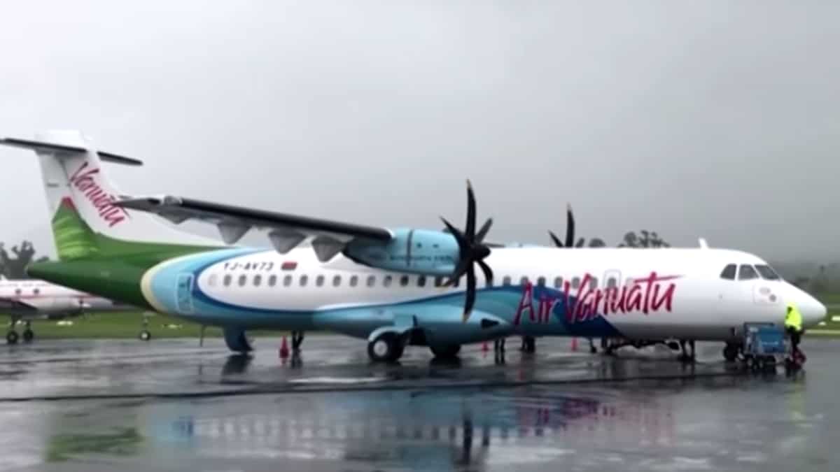 Tourists Stranded In Pacific Paradise As Air Vanuatu Suddenly Enters ...