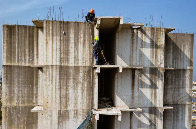 La Demolición Del Edificio Aquarela En Cartagena Avanza Por El Piso 22