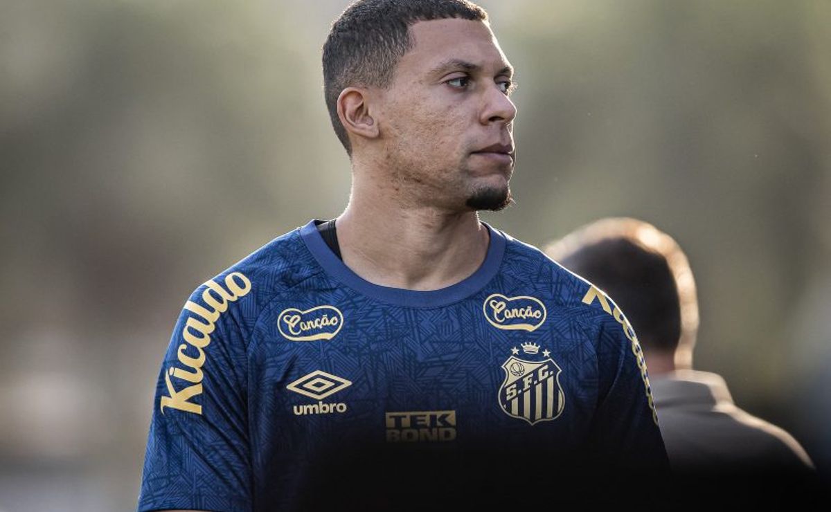 Escalação Do Santos: Carille Inicia Sem Jair Na Zaga Contra O Amazonas ...