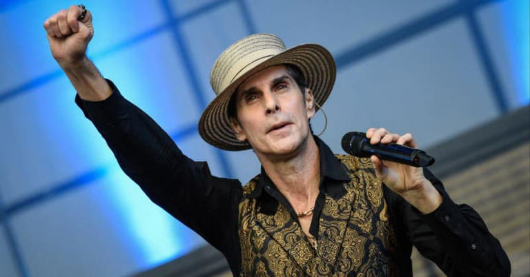 Jane's Addiction just announced they will play a surprise show at London's Bush Hall on Thursday, May 23.MEGA