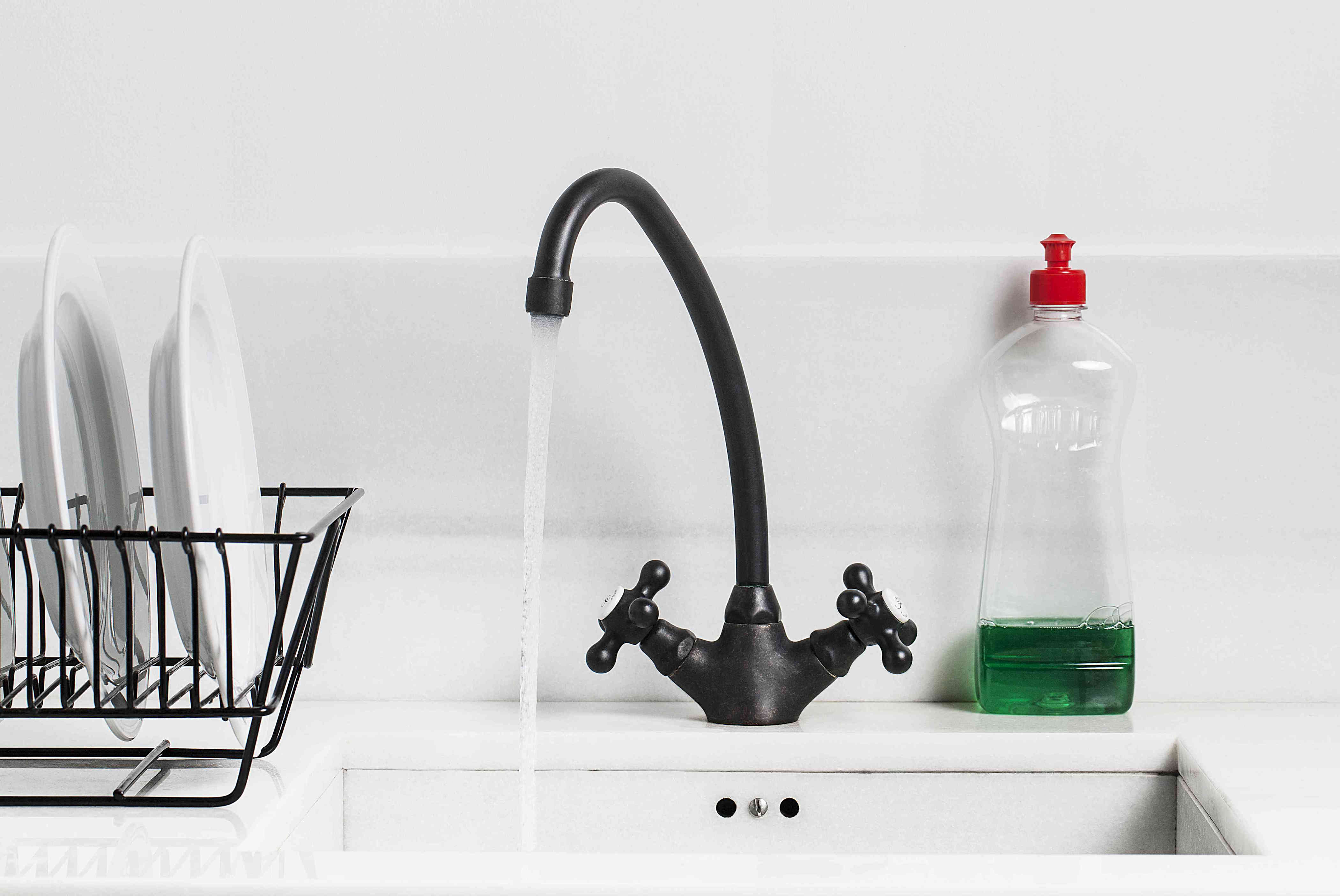 Here's How To Disinfect Your Kitchen Sink Without The Use Of Bleach