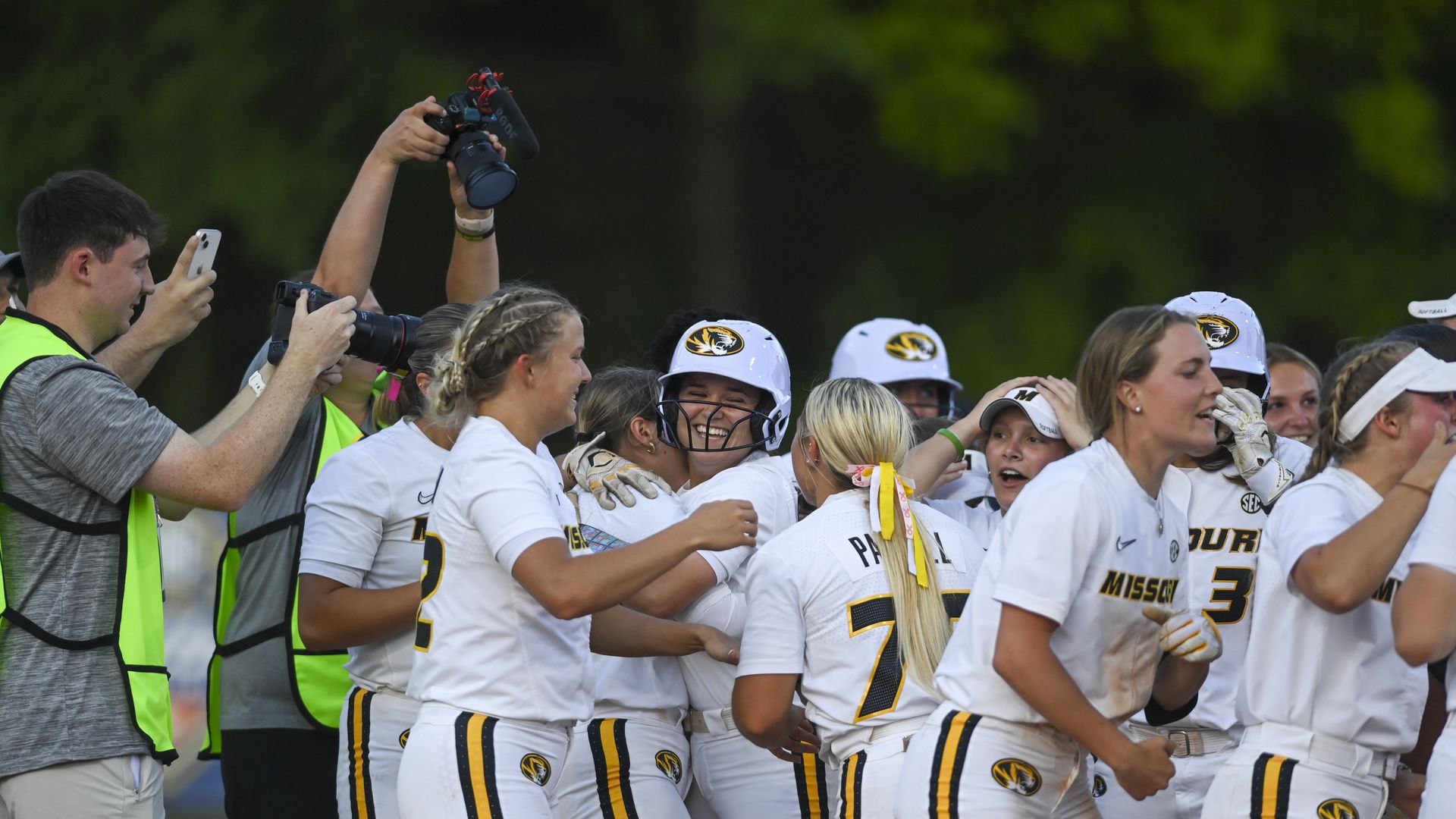 LIVE THREAD: Mizzou Softball Punches Ticket To SEC Tournament Championship