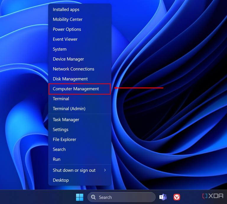 Screenshot of Windows 11 menu showing the Computer management option highlighted
