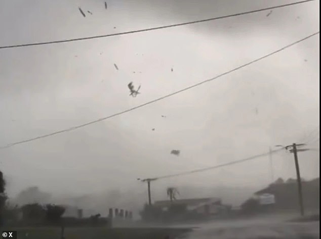 terrifying new vision of moment freak tornado first hits aussie town