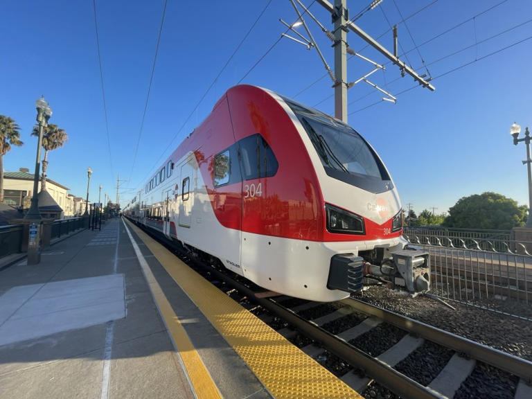 Caltrain celebrates 160 years with electric train tour