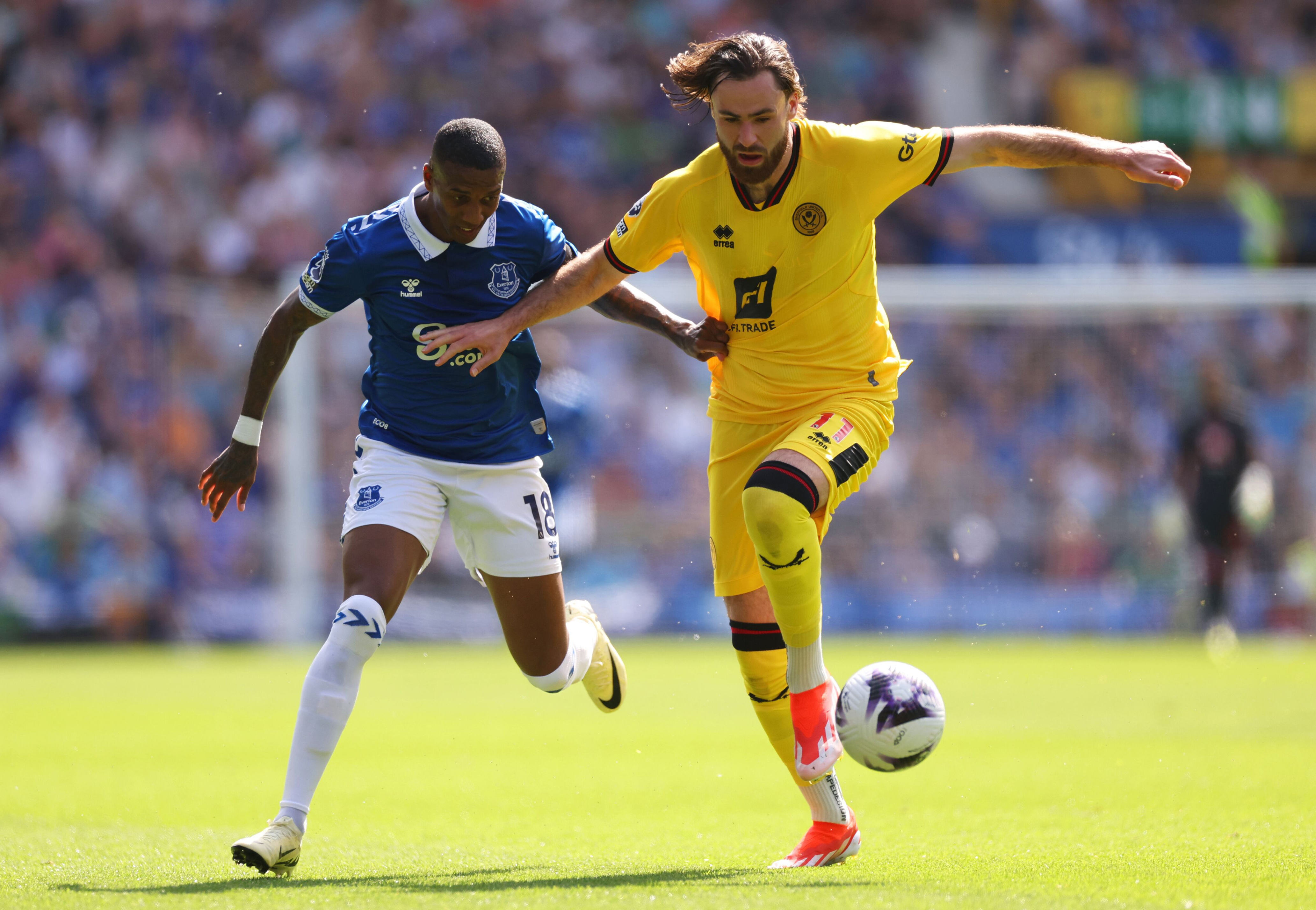 Ben Brereton No Pudo Estirar Su Tranco Goleador Y Sheffield United ...