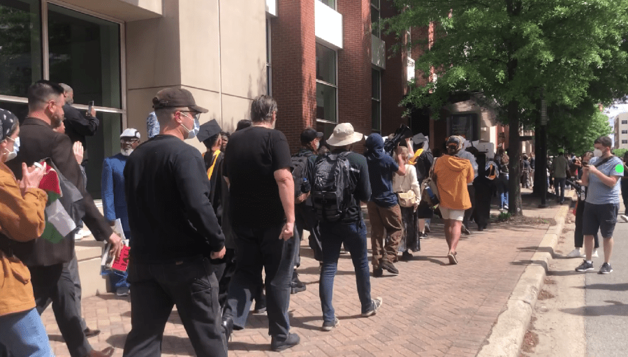 VCU Graduates Walkout During Gov. Youngkin’s Speech At Commencement ...