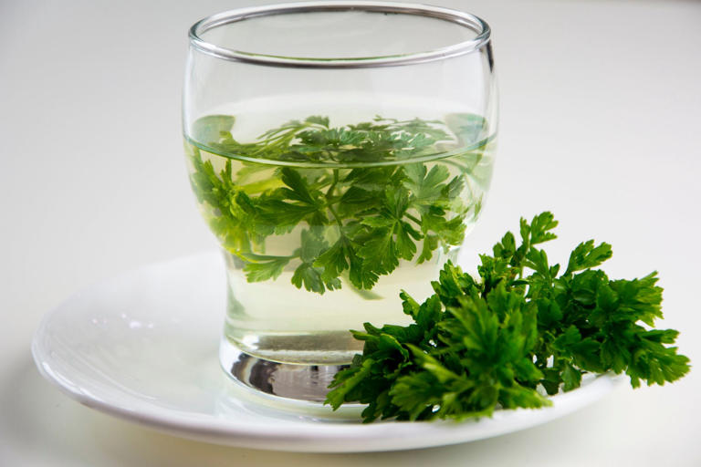 Parsley benefits for weight loss best sale