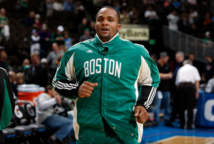 Glen Davis’s Big Baby act has been over for a long time. He’s the only one who doesn’t realize it.