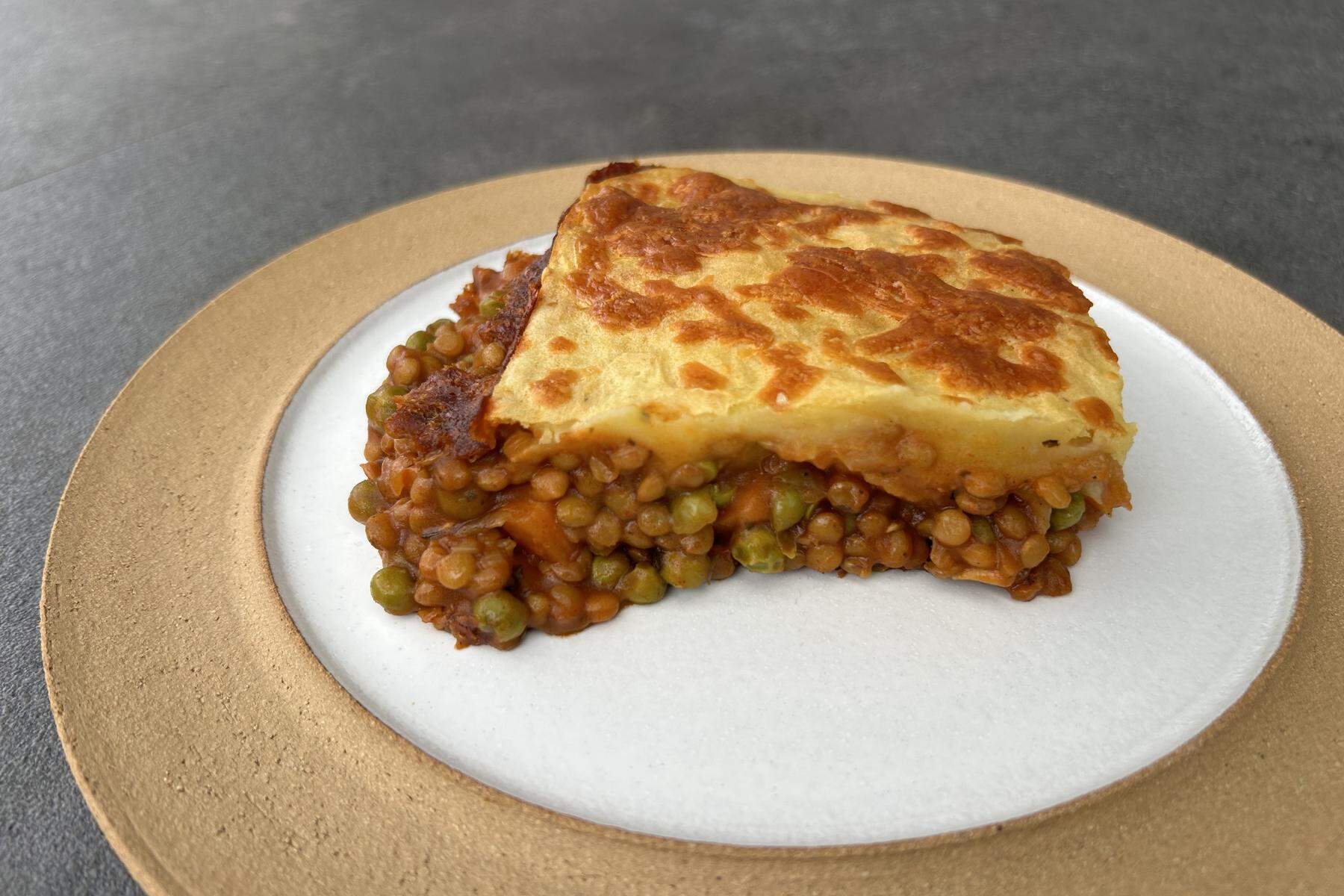 Tolle Rezepte für wenig Geld: Vegetarischer Shepherd’s Pie mit Linsen