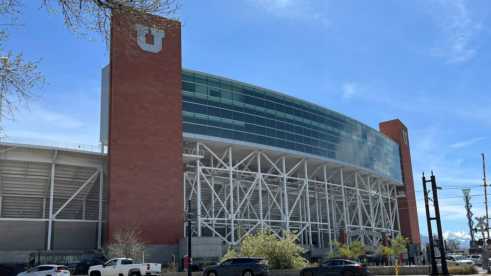 Supercross event briefly evacuated due to severe weather conditions at Supercross event briefly evacuated due to severe weather conditions at