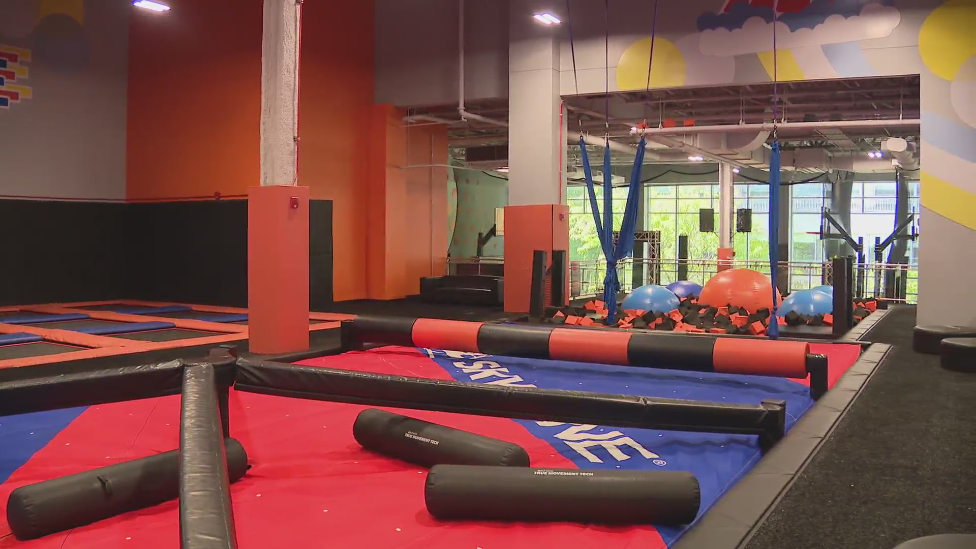 weekend-break-sky-zone-in-evanston